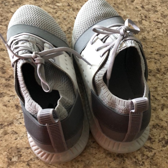 Gray UA sneakers - Picture 4 of 5